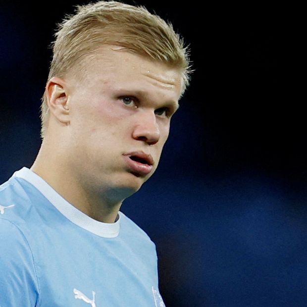 Erling Haaland durante un partido de la UEFA Champions League con el Manchester City
